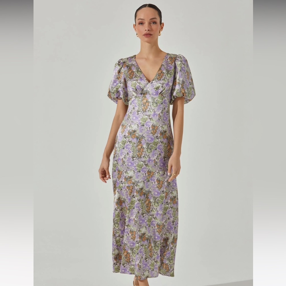 ASTR Satin Puff Sleeve Dress